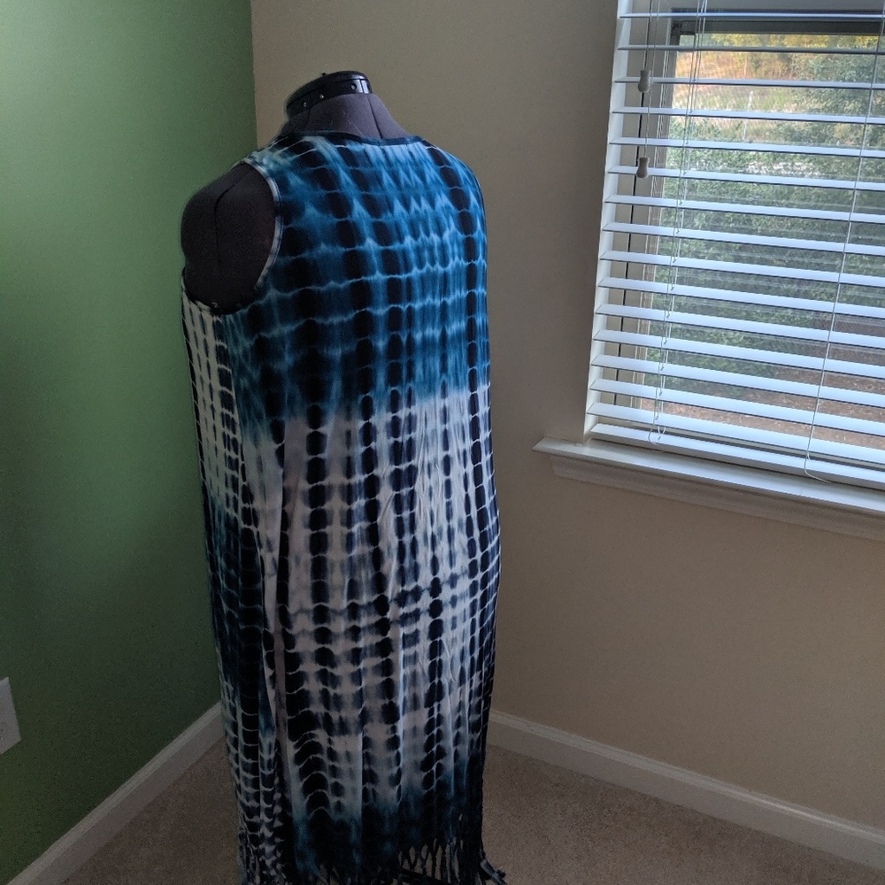 Dress - Picture 3 of 4